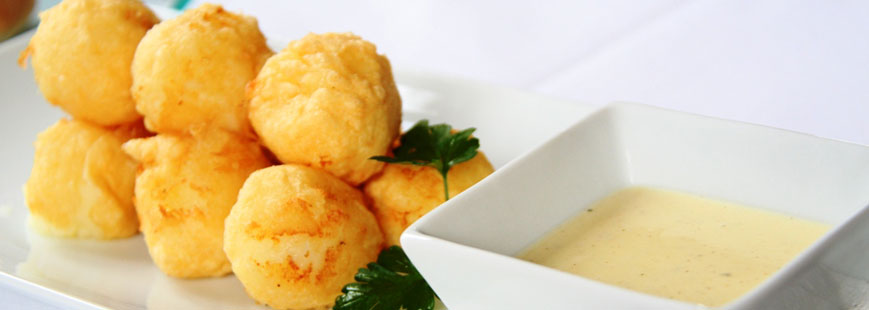 Bolitas de Queso Manchego Lyncott®Rellenas de Aceituna